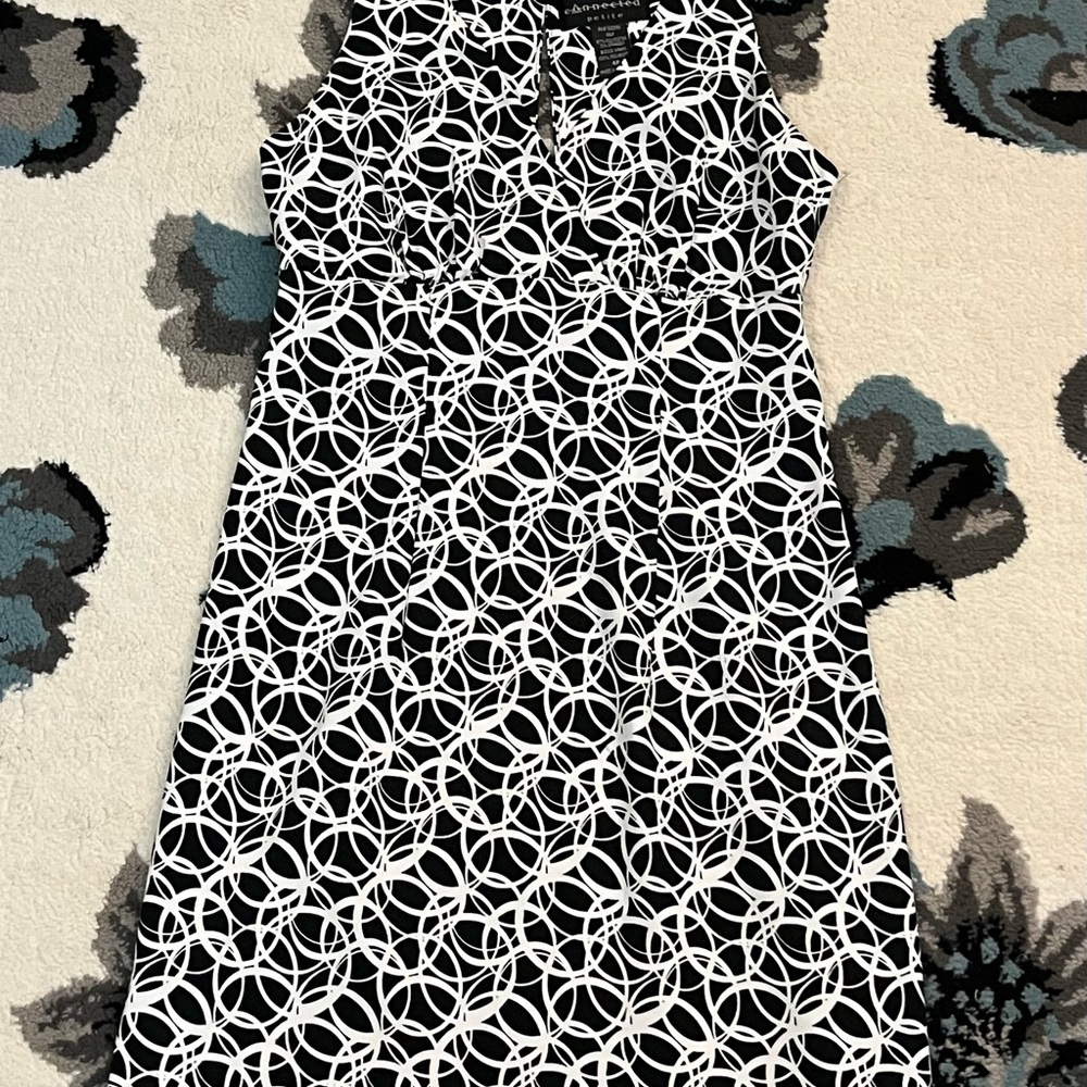 Connected Apparel Black and White Geometric Midi Dress
